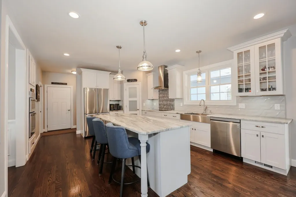 18 Highclere Road Windham NH 03087