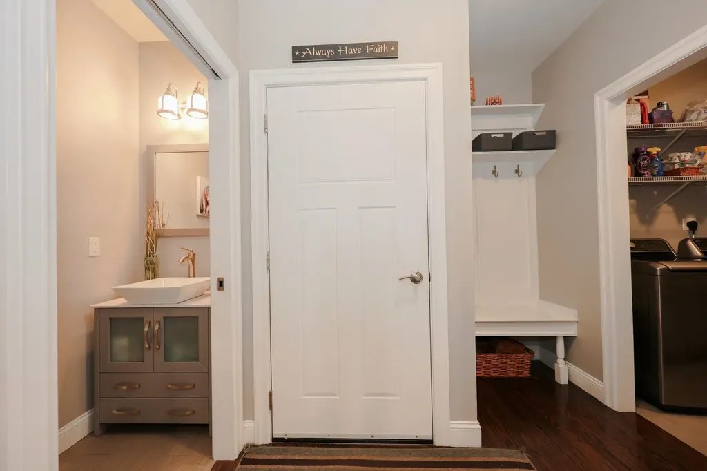 18 Highclere Road Windham NH 03087