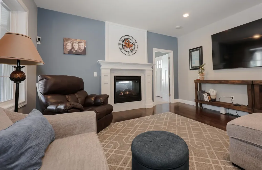 18 Highclere Road Windham NH 03087