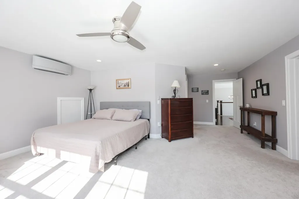 18 Highclere Road Windham NH 03087