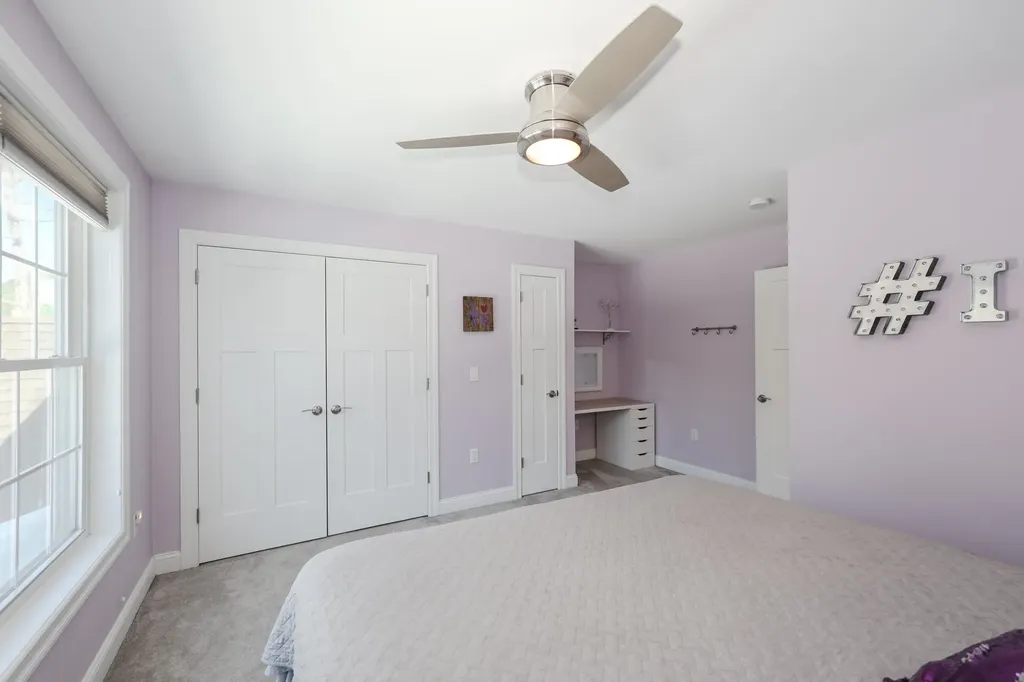 18 Highclere Road Windham NH 03087