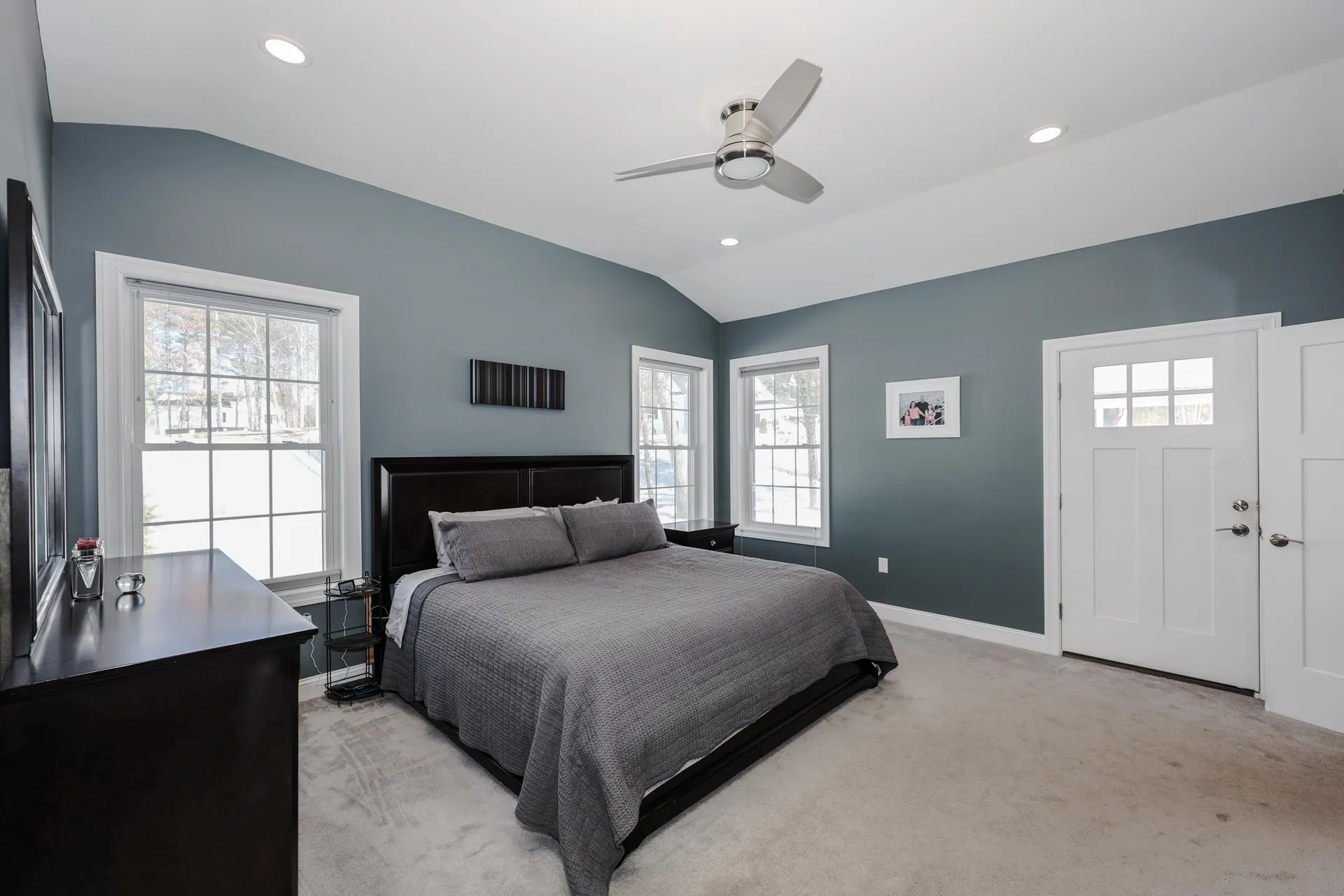 18 Highclere Road Windham NH 03087