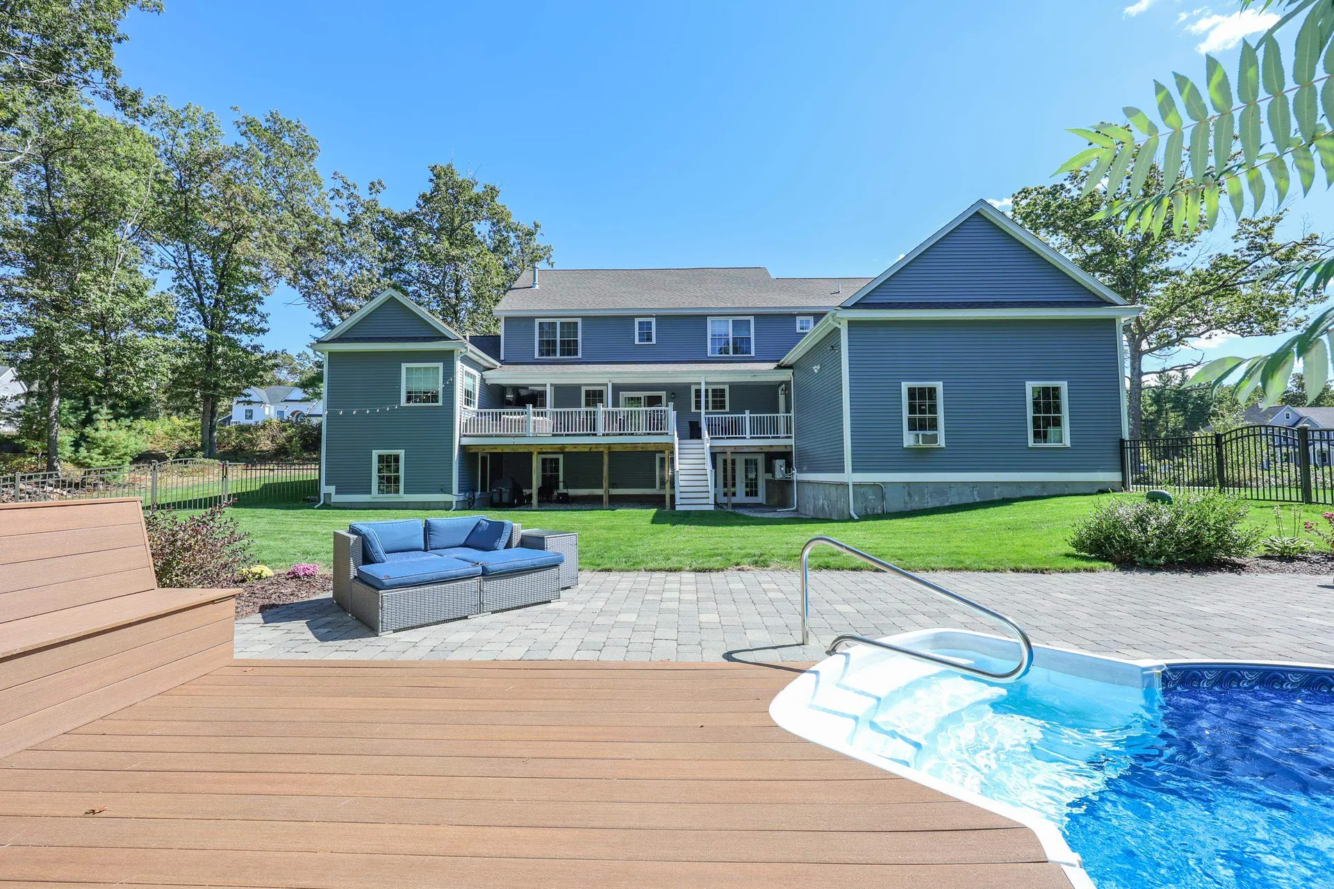 18 Highclere Road Windham NH 03087