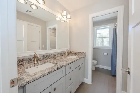 18 Highclere Road Windham NH 03087