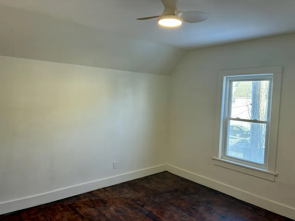 346 Lake Avenue Manchester NH 03103