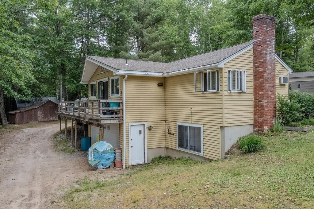 3 Spruce Cove Road Northwood NH 03261