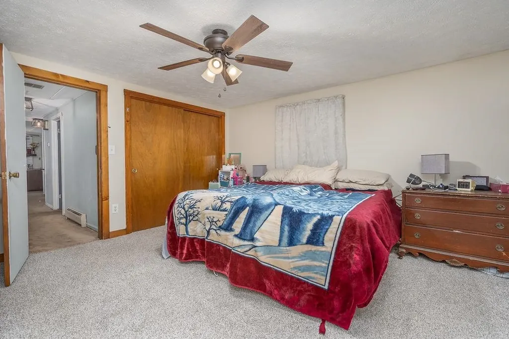 3 Spruce Cove Road Northwood NH 03261