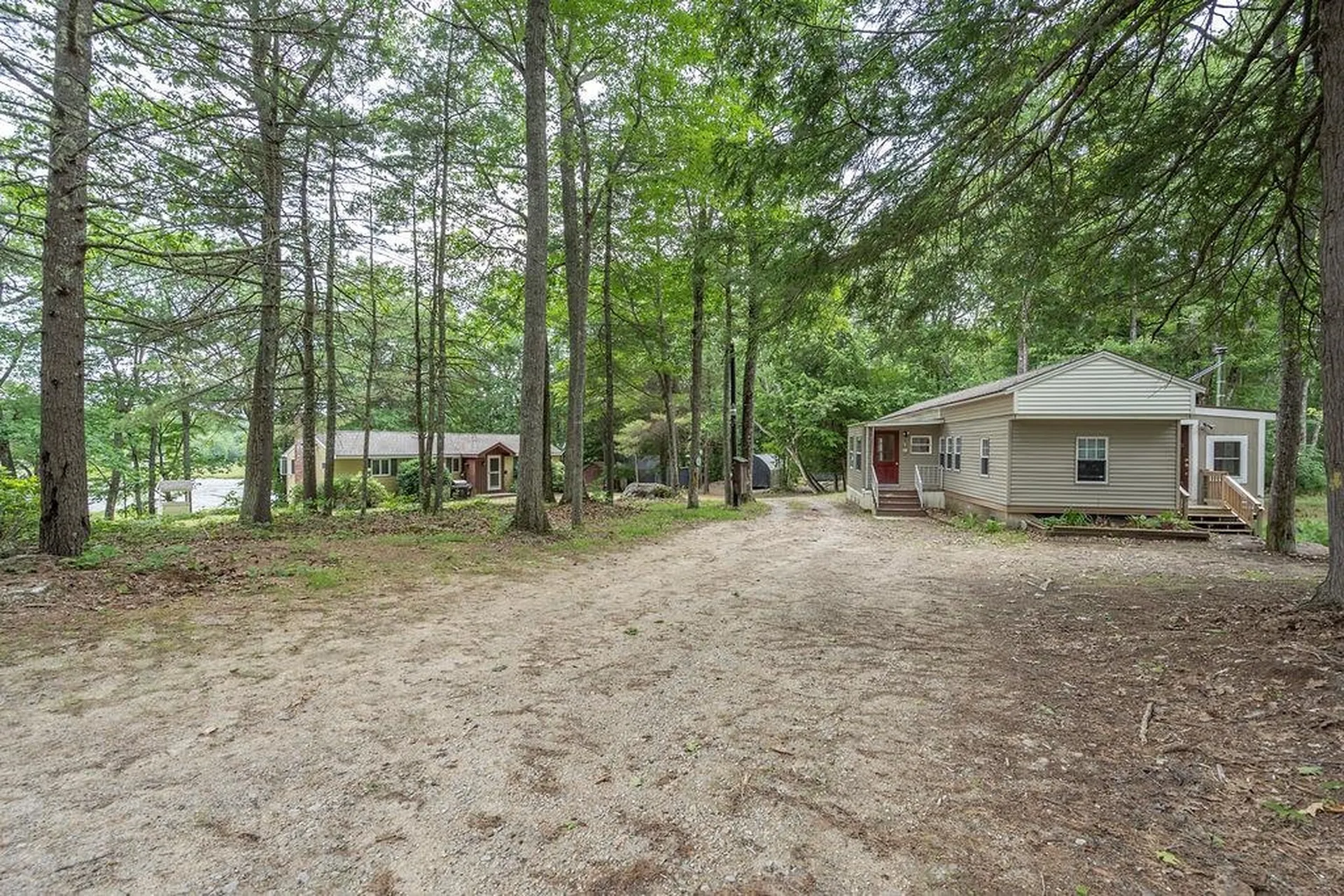 3 Spruce Cove Road Northwood NH 03261