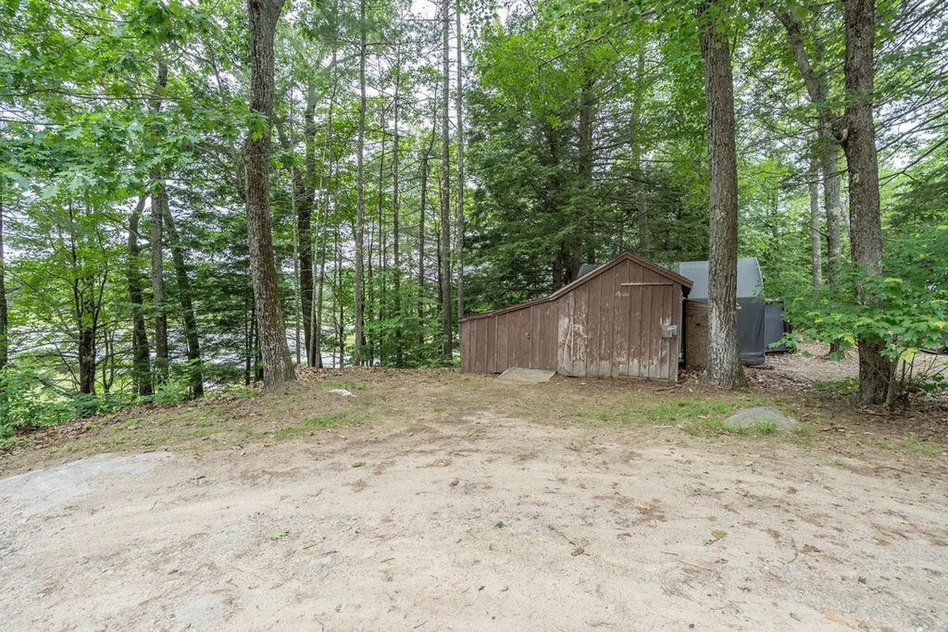 3 Spruce Cove Road Northwood NH 03261