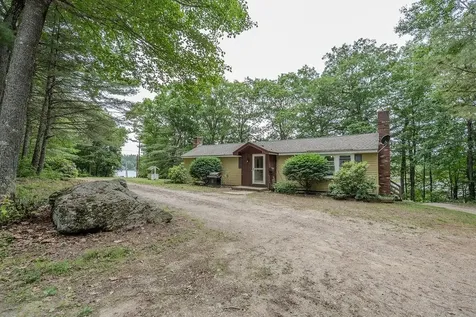 3 Spruce Cove Road Northwood NH 03261