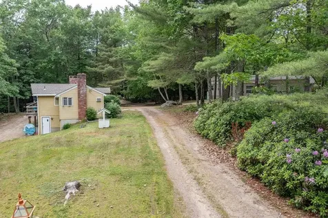 3 Spruce Cove Road Northwood NH 03261
