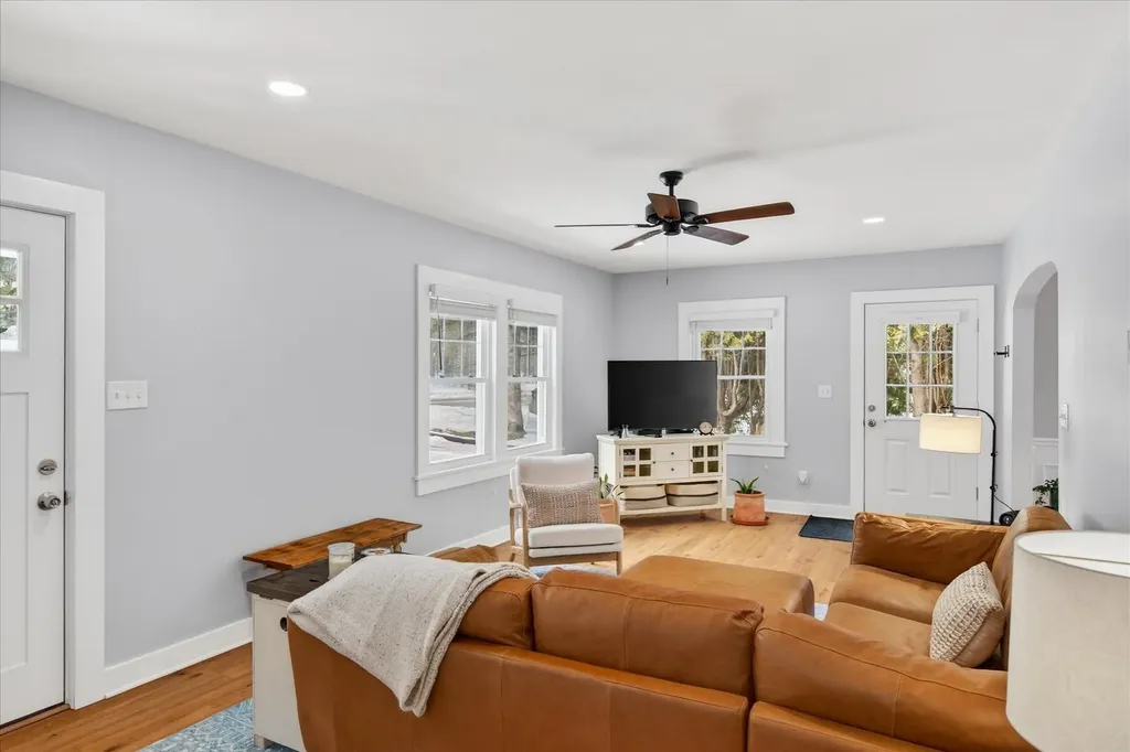 2222 West Street Proctor VT 05765