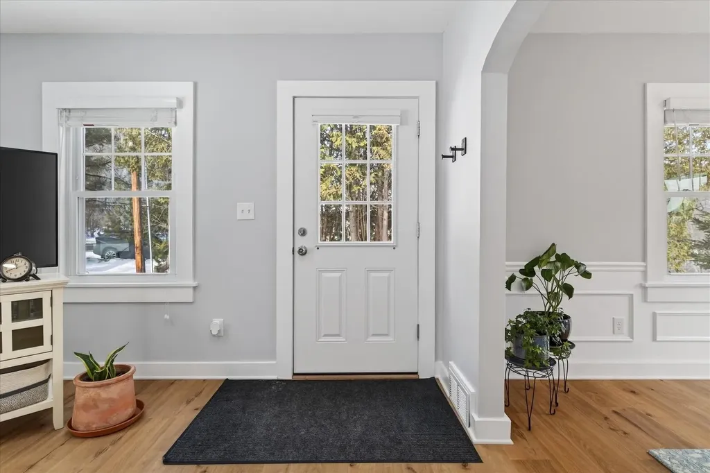 2222 West Street Proctor VT 05765
