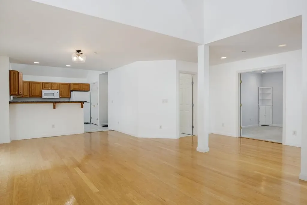 78 Apple Blossom Drive Lebanon NH 03784