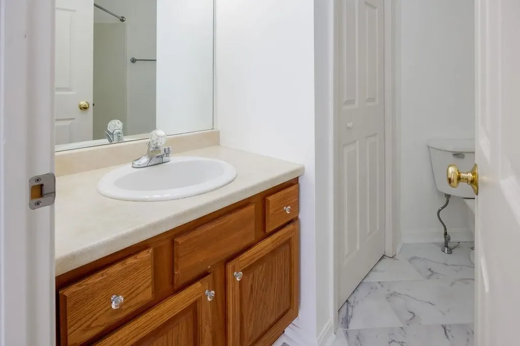 78 Apple Blossom Drive Lebanon NH 03784
