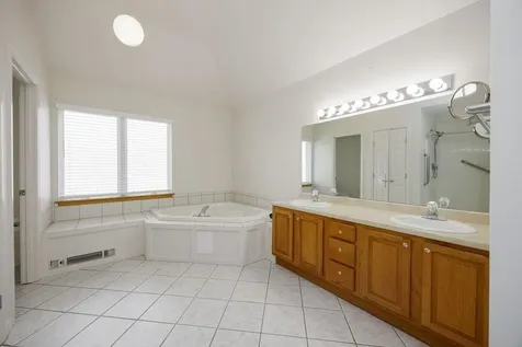 78 Apple Blossom Drive Lebanon NH 03784