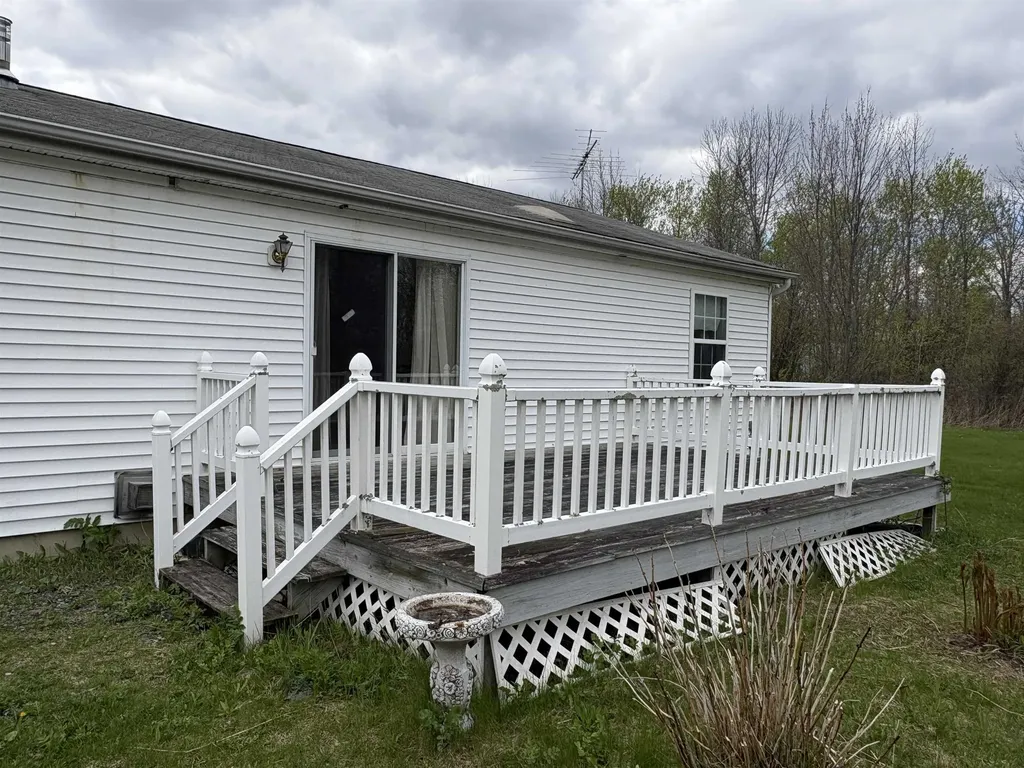 2760 Lakeview Drive North Hero VT 05474