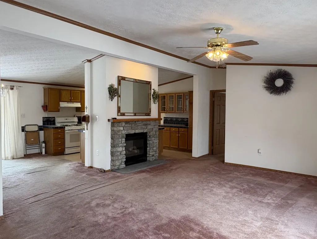 2760 Lakeview Drive North Hero VT 05474