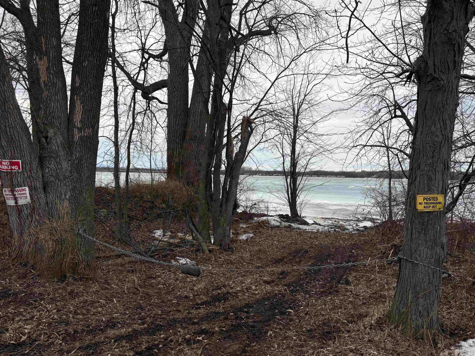 2760 Lakeview Drive North Hero VT 05474