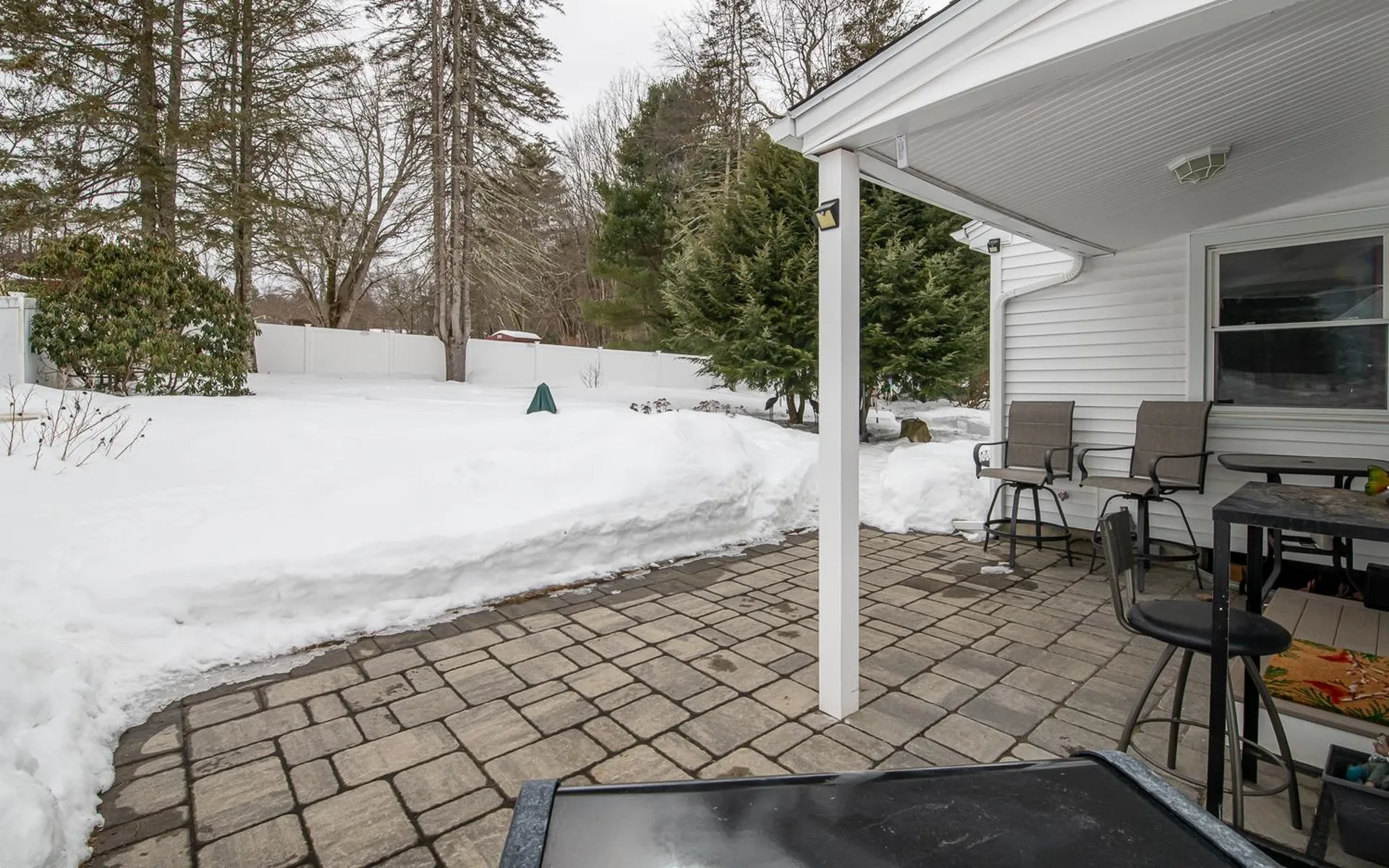 169 Central Street Hudson NH 03051