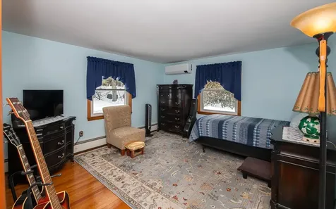 169 Central Street Hudson NH 03051