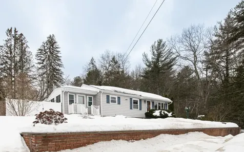 169 Central Street Hudson NH 03051