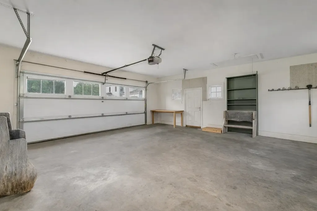 4 Black Bear Court Lebanon NH 03766