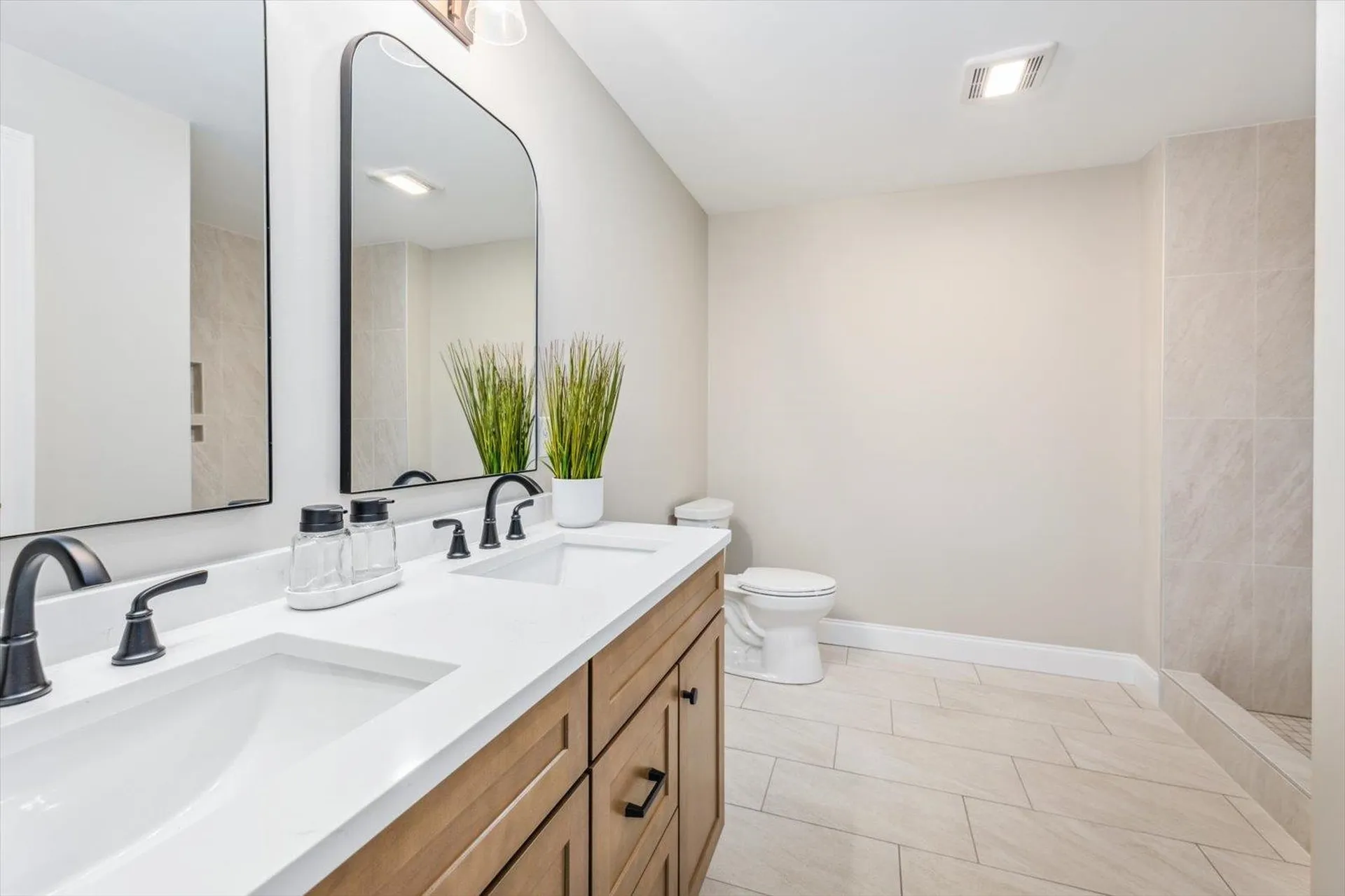 Unit 9 Willow Lane Rindge NH 03461