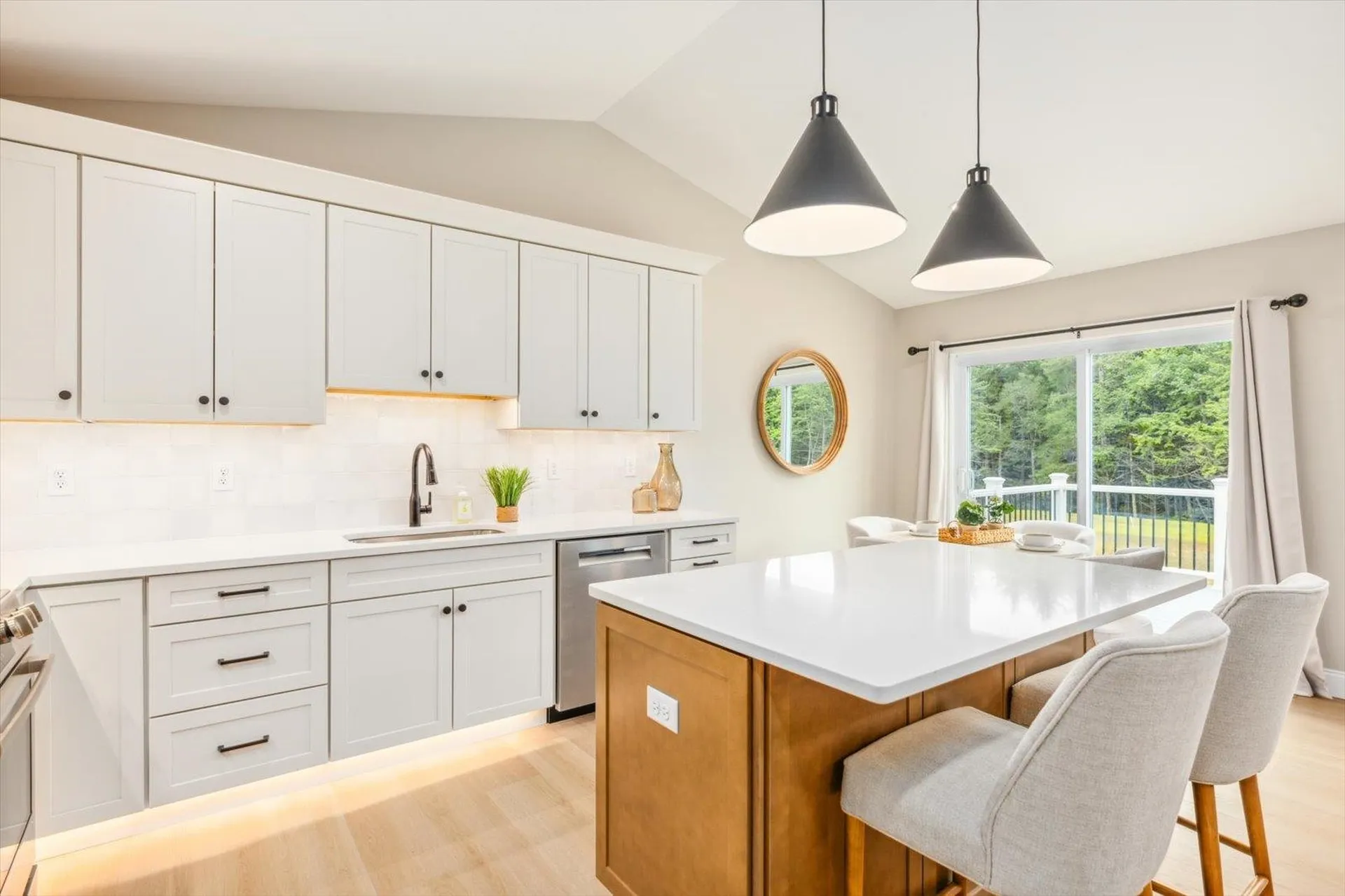 Unit 9 Willow Lane Rindge NH 03461