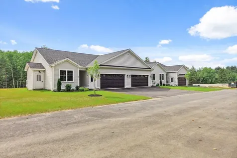 Unit 9 Willow Lane Rindge NH 03461