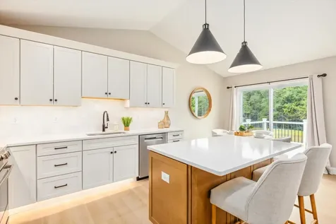 Unit 9 Willow Lane Rindge NH 03461