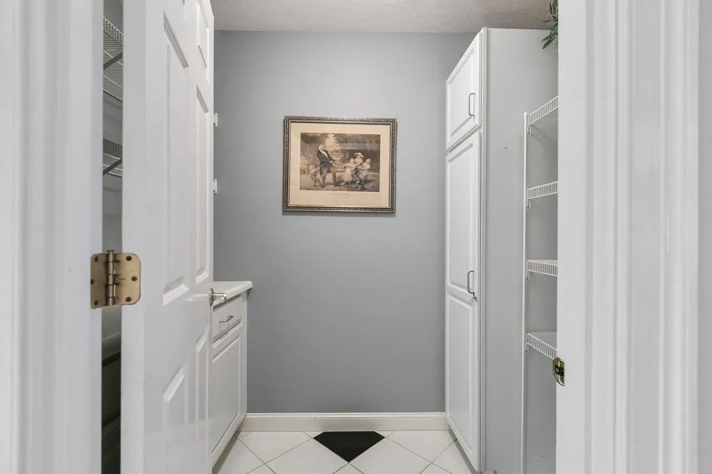 37 Brady Avenue Salem NH 03079