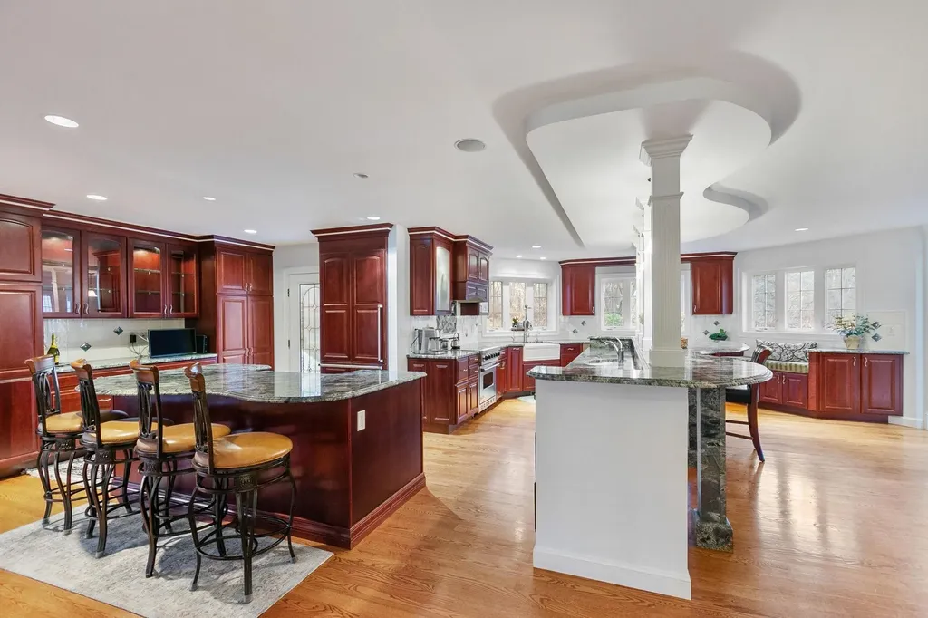 37 Brady Avenue Salem NH 03079
