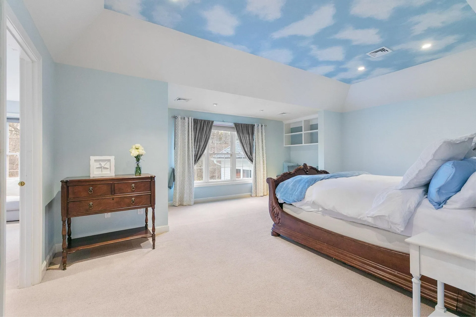 37 Brady Avenue Salem NH 03079