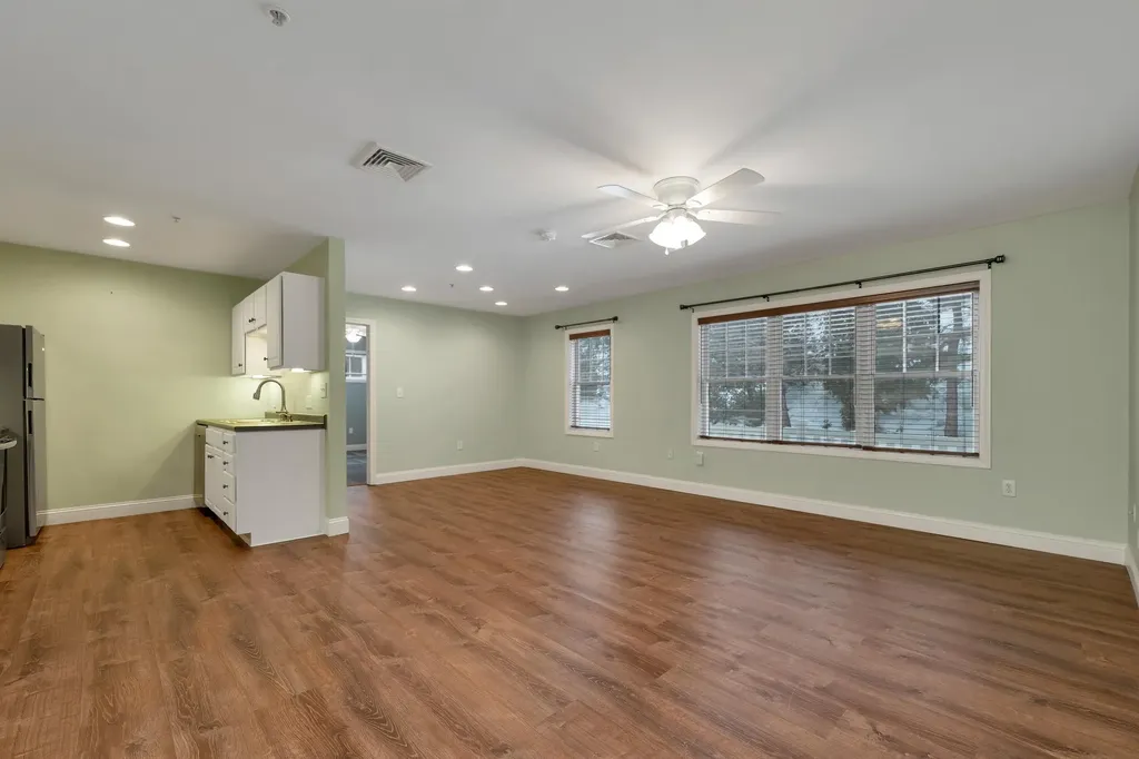 597R Lafayette Road Hampton NH 03842