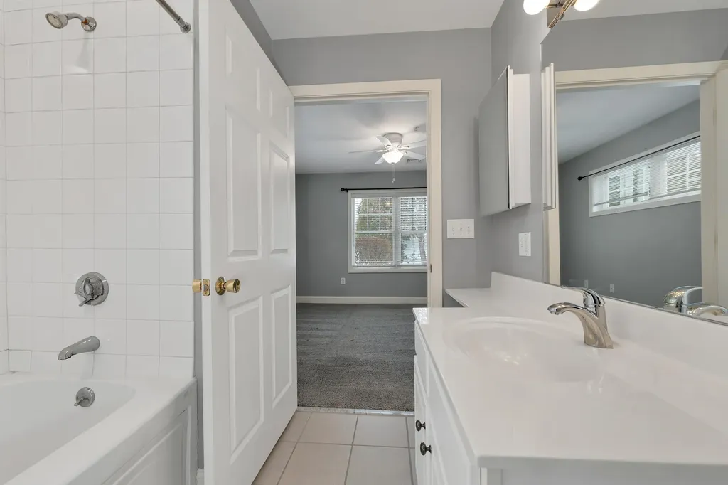 597R Lafayette Road Hampton NH 03842