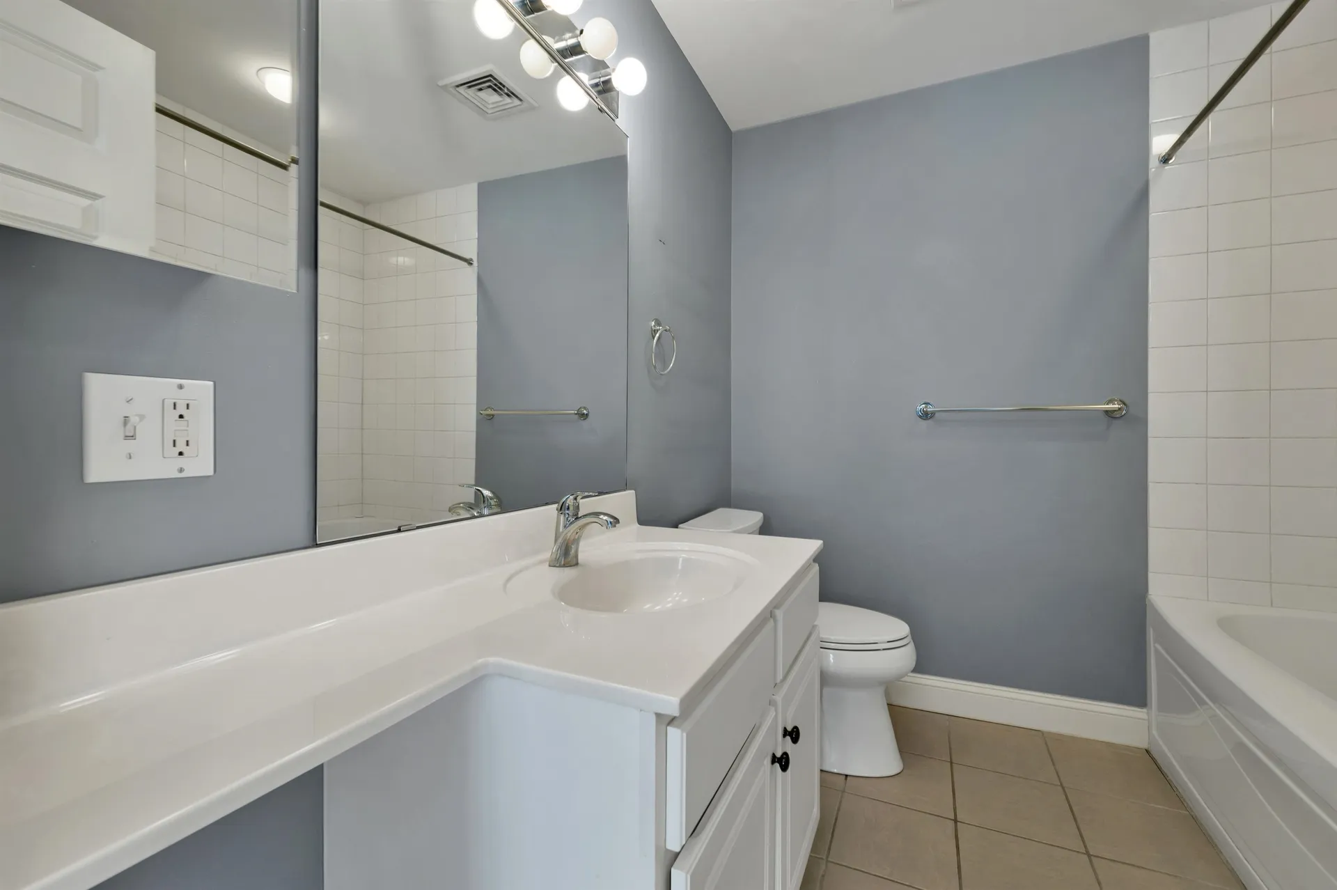 597R Lafayette Road Hampton NH 03842