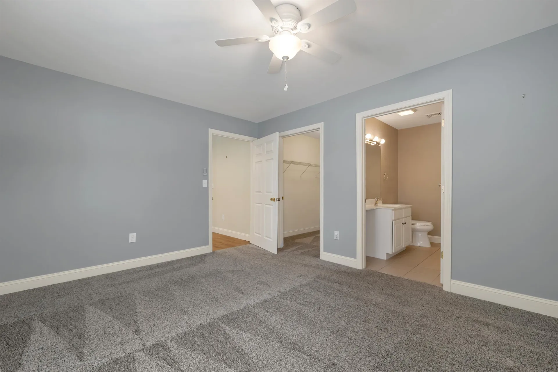 597R Lafayette Road Hampton NH 03842