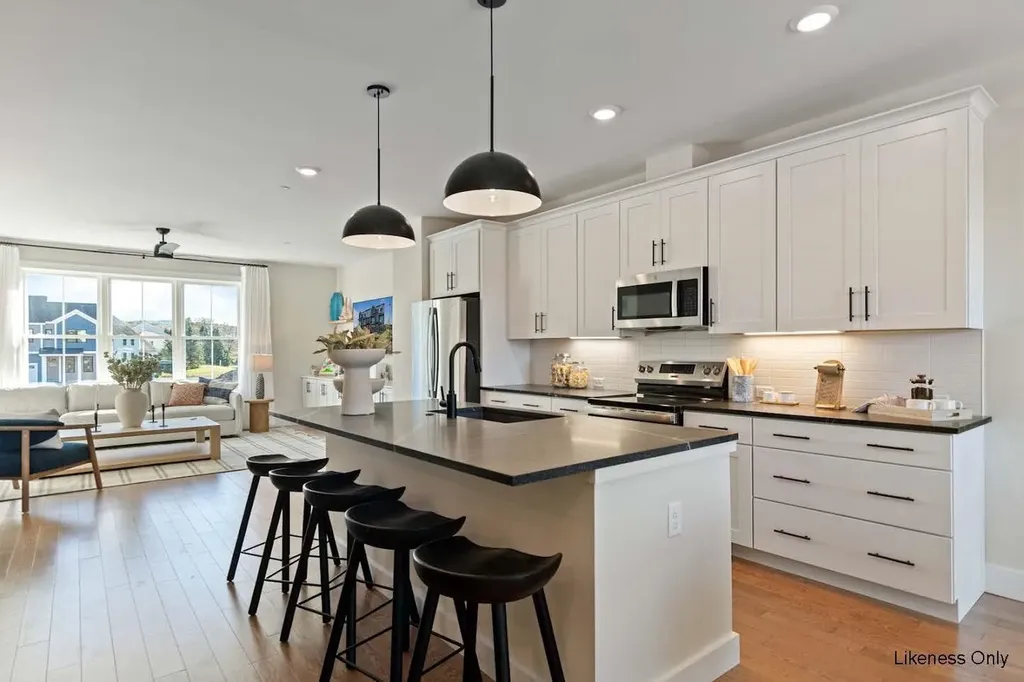 153 Eden Lane Williston VT 05495-9116