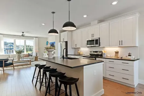 153 Eden Lane Williston VT 05495-9116