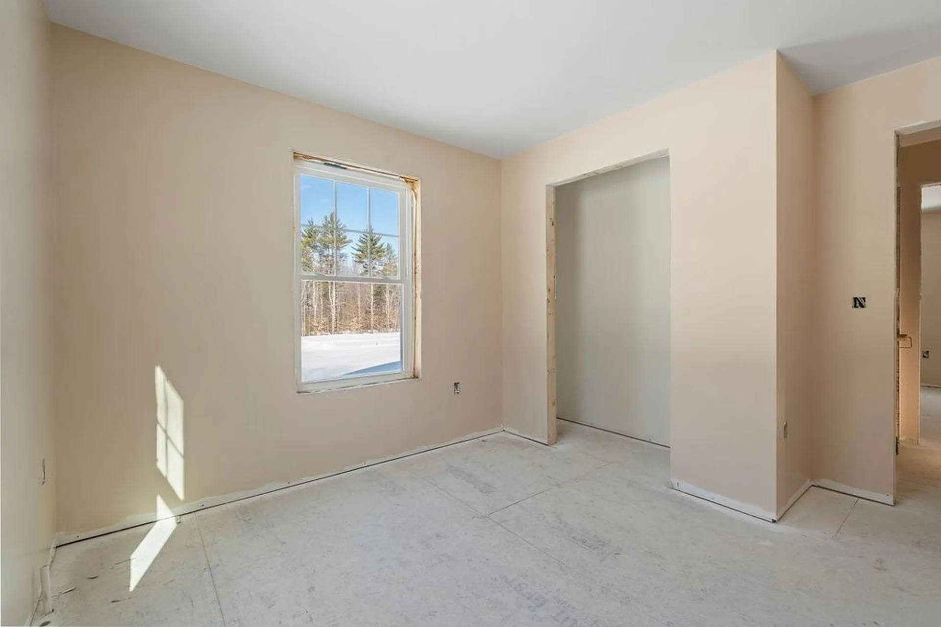 370 Hare Road Milton NH 03851