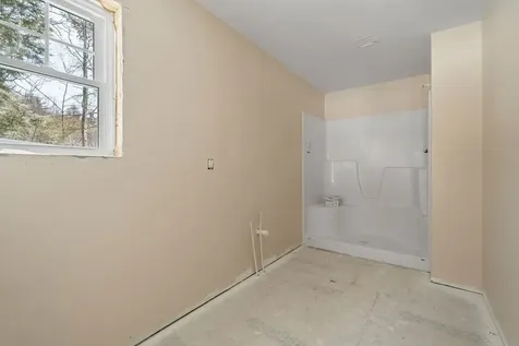 370 Hare Road Milton NH 03851