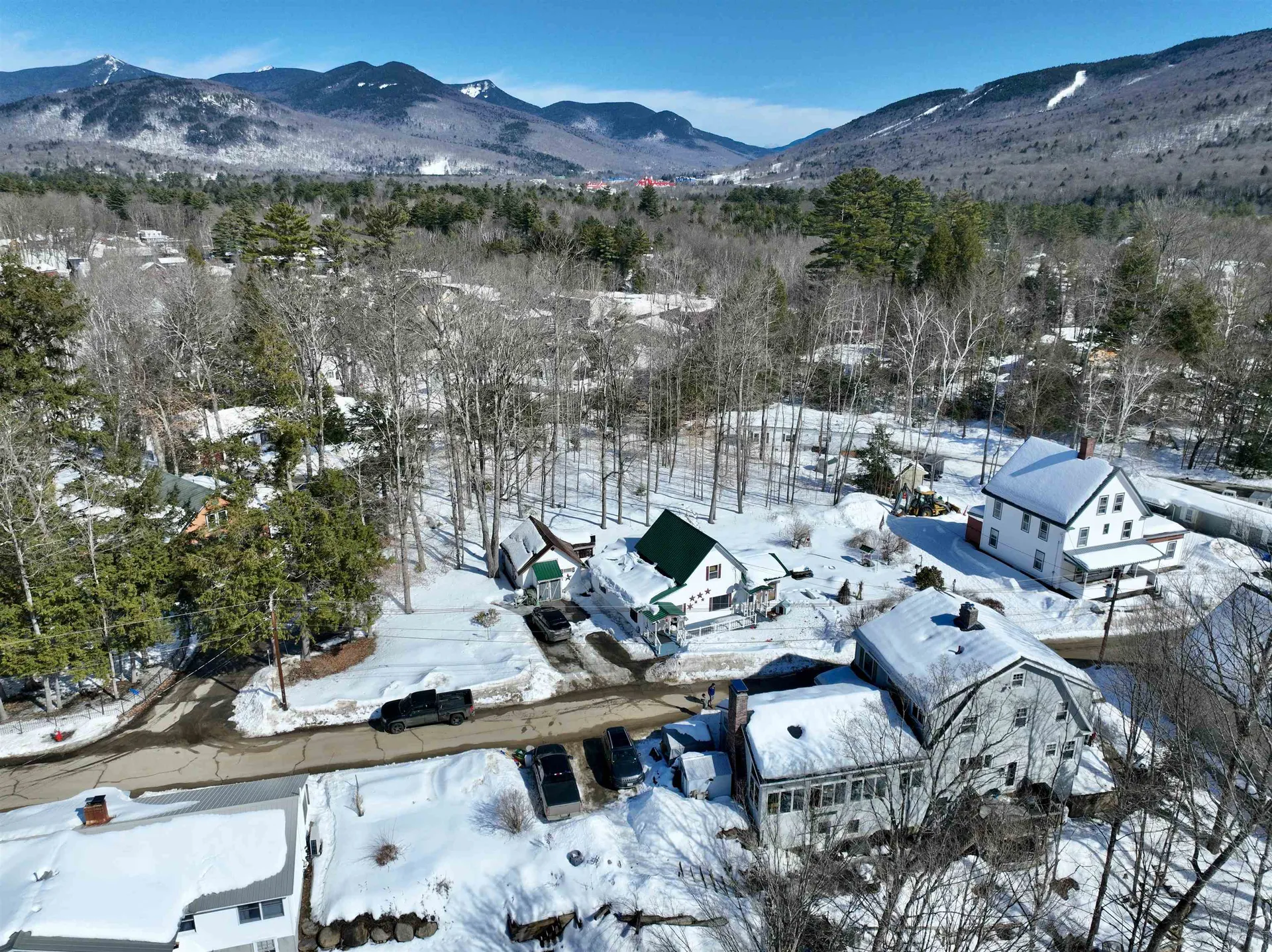 23 Courtney Road Woodstock NH 03262