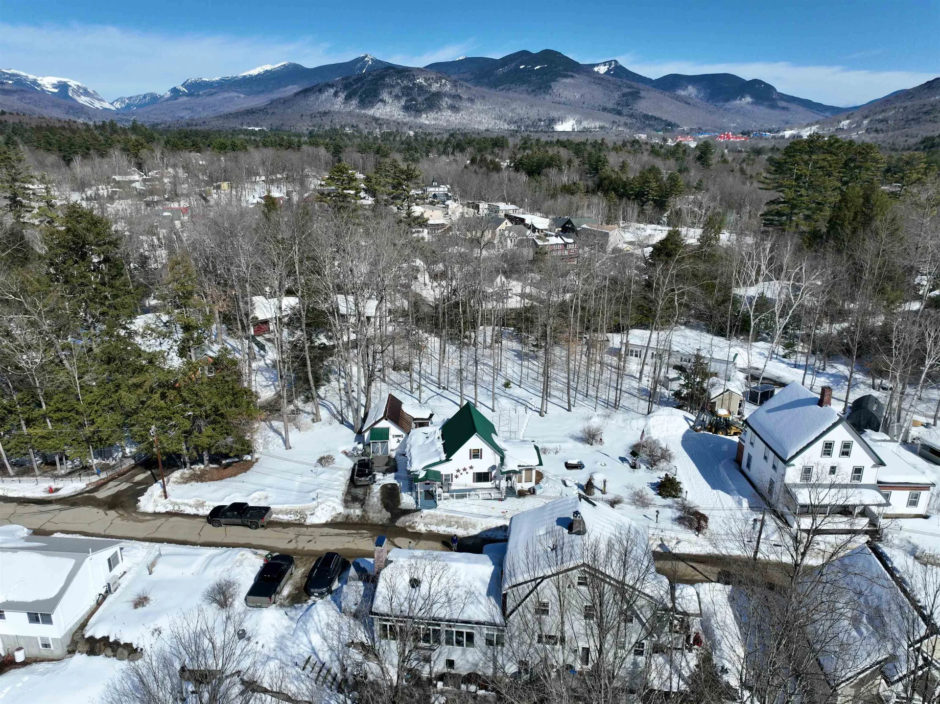 23 Courtney Road Woodstock NH 03262