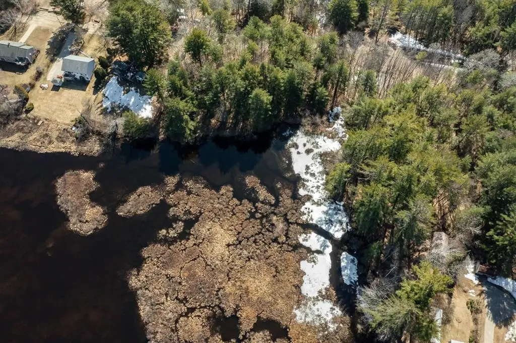 12 Baxter Place Alton NH 03809