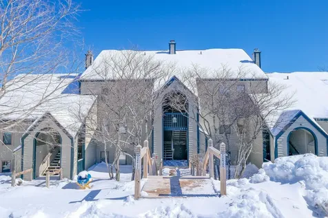 35 White Loop Ludlow VT 05149