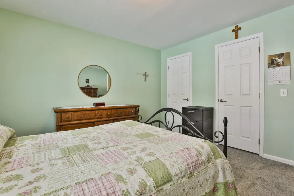 21 Fairfield Drive Concord NH 03301