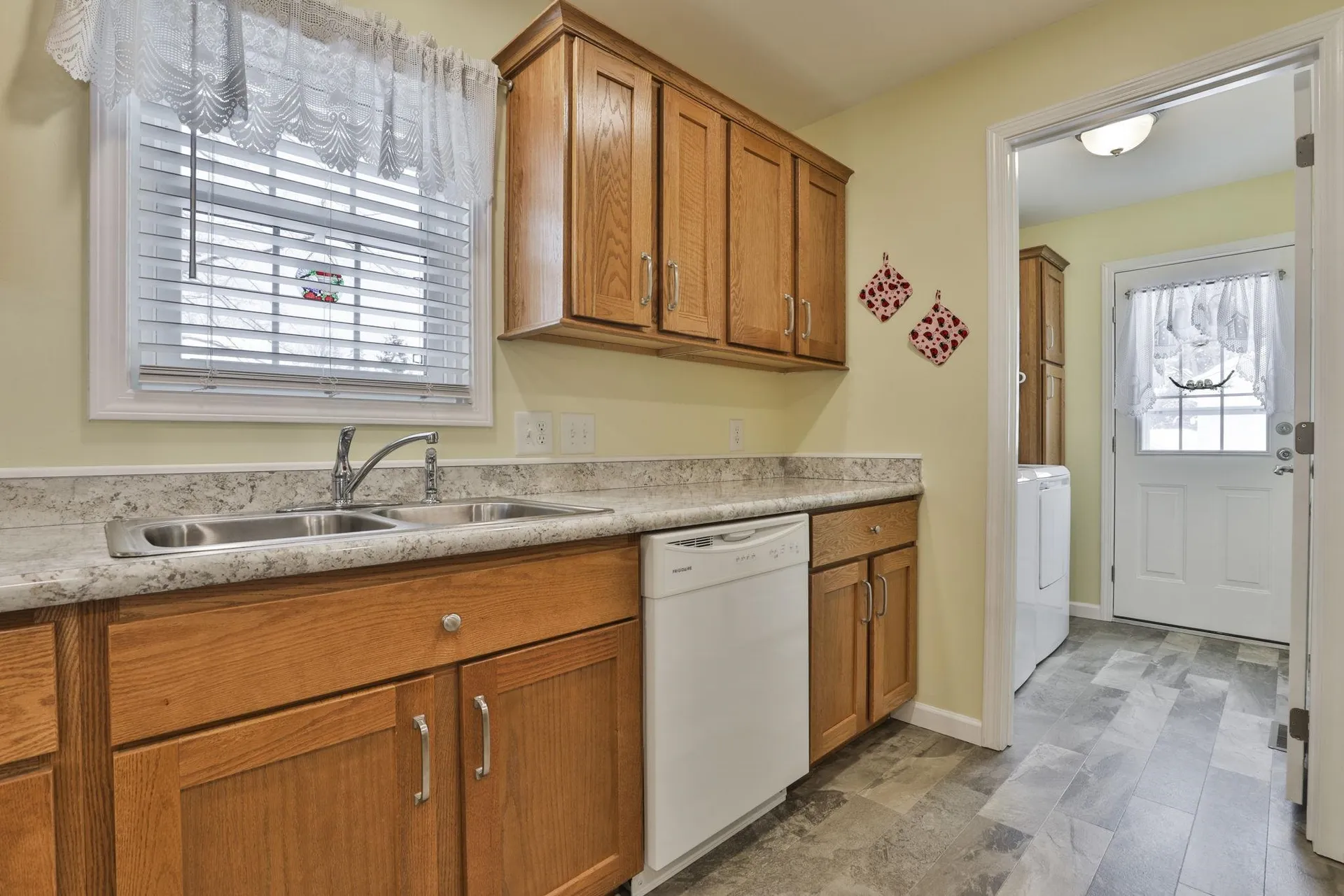 21 Fairfield Drive Concord NH 03301