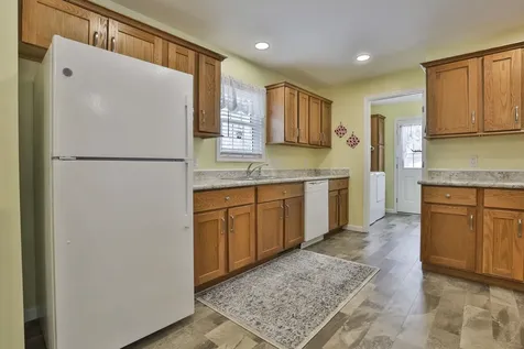 21 Fairfield Drive Concord NH 03301