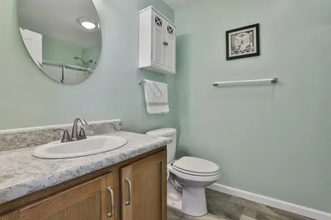 21 Fairfield Drive Concord NH 03301